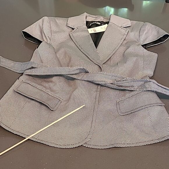 New York & Company sz XS vest - Picture 12 of 12